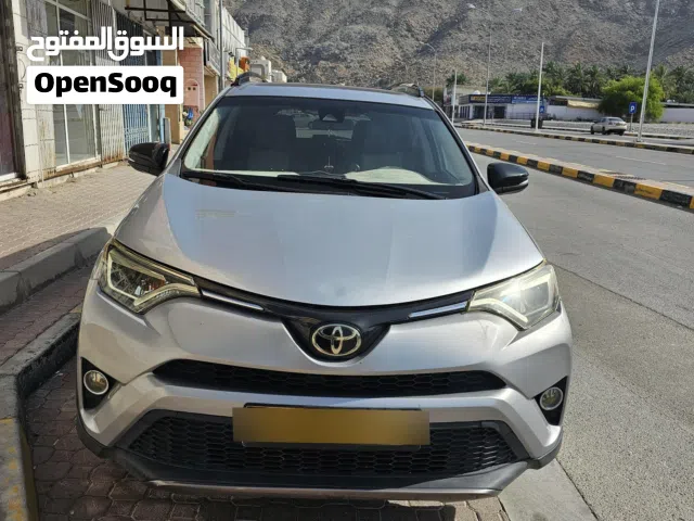 2018 Toyota RAV 4 XLE