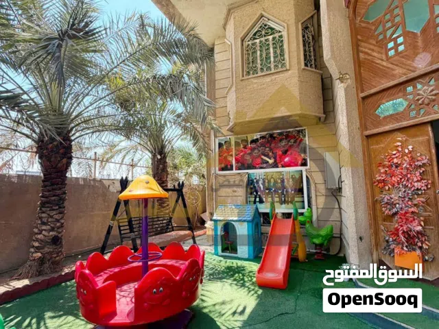 دار تجاري للايجار في منطقة الجبيلة بمساحة 350
