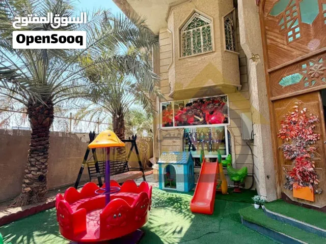 350 m2 5 Bedrooms Townhouse for Rent in Basra Jubaileh