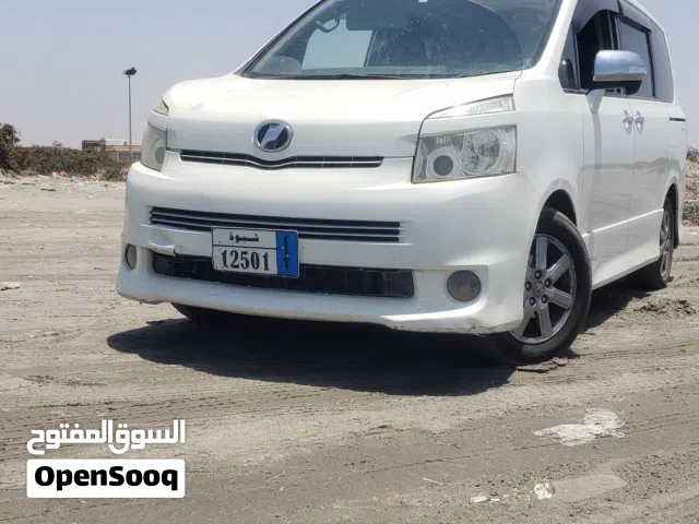 2010 Toyota Voxy Voxy S-Z