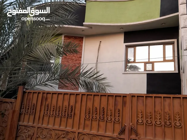 195 m2 4 Bedrooms Townhouse for Sale in Baghdad Khadra