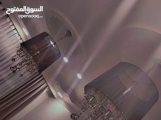 ثريات عدد2 وتيبل لامب