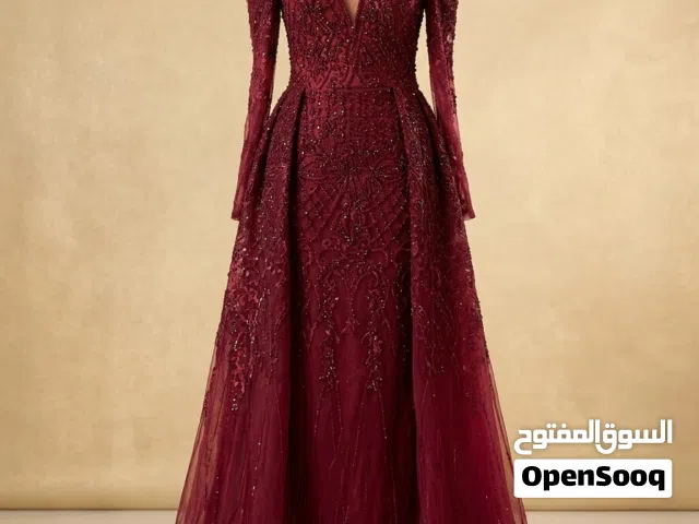 فرصة مابتتفوت بيع فساتين سهره بسعر الإيجار كامل الكمية