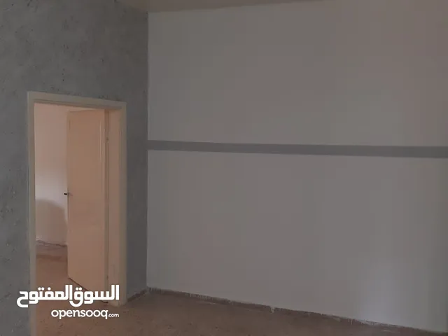 90m2 2 Bedrooms Apartments for Rent in Zarqa Al Zarqa Al Jadeedeh