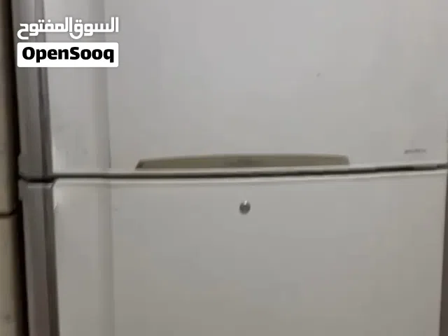 ثلاجة للبيع بحالة ممتازة