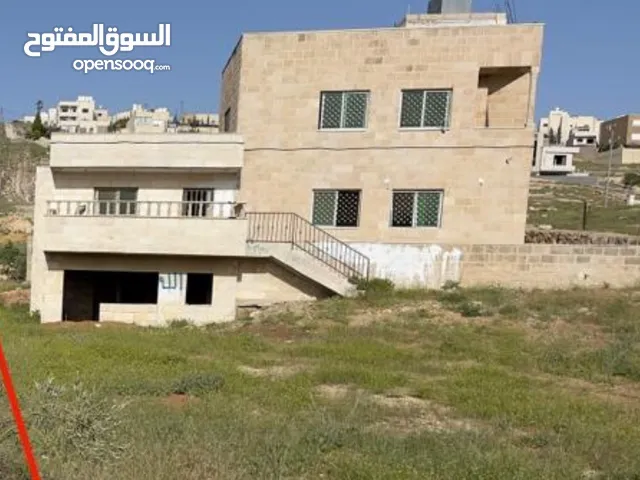 400 m2 4 Bedrooms Townhouse for Sale in Amman Uyun Al-Dhib