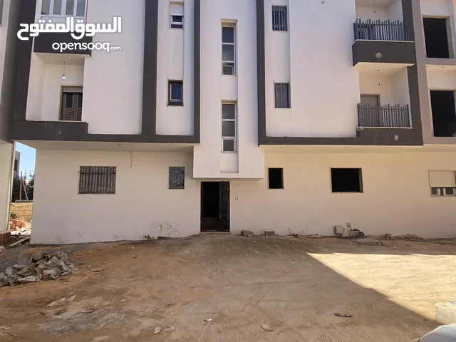 شقة تشطيب حديث للبيع السراج قرب مسجد ظلال الجنة