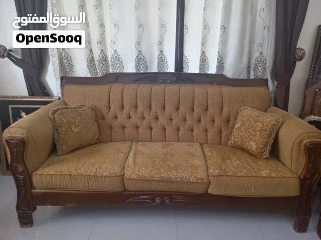 طقم كنب سبع مقاعد