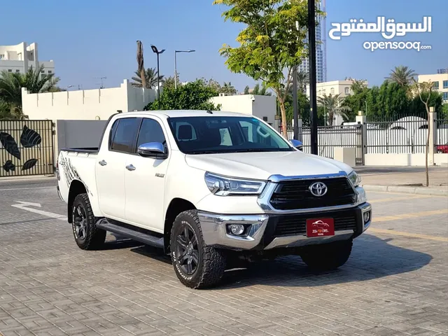 TOYOTA HILUX 2.7 SR5 4X4 MODEL 2021 FULL OPTION PICKUP FOR SALE