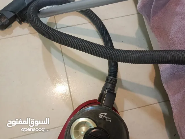 مكنسه فيليبس بحاله ممتازة