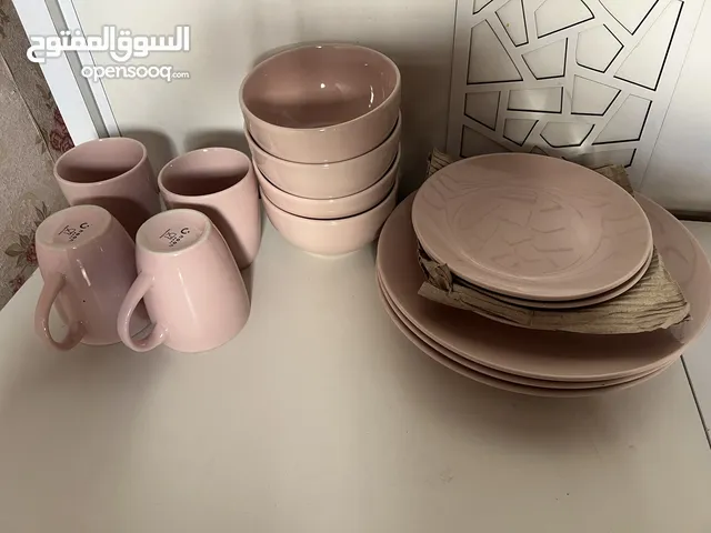 طقم كامل4اشخاص جديدة