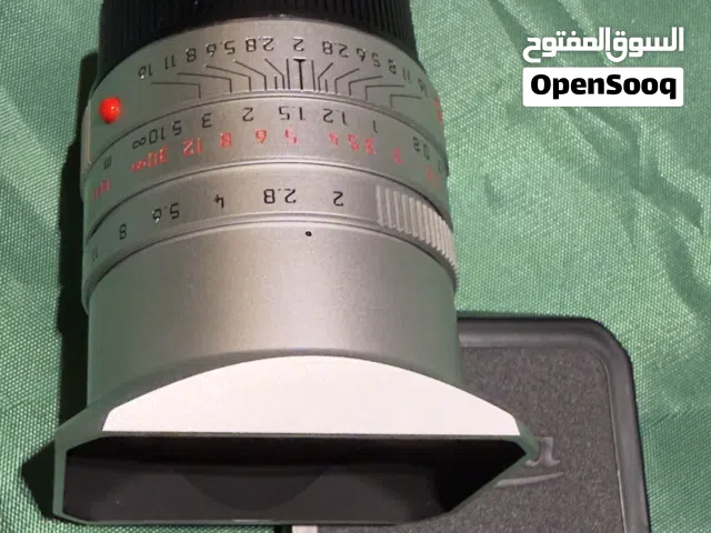 عدسة من شركة لآيكا الألمانية سيمكرون 35 ملم F2mm.  Leica Summicron-M 35mm f/2 ASPH, silver