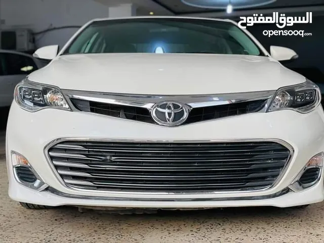 Toyota Avalon 2014 in Qurayyat