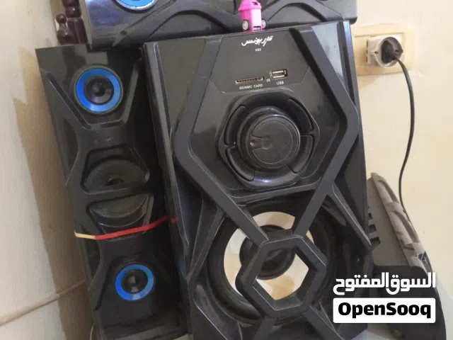 سبيكر تلاتي الصوت قاريونس
