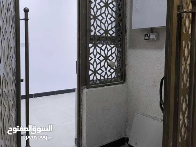 120 m2 2 Bedrooms Townhouse for Rent in Basra Other