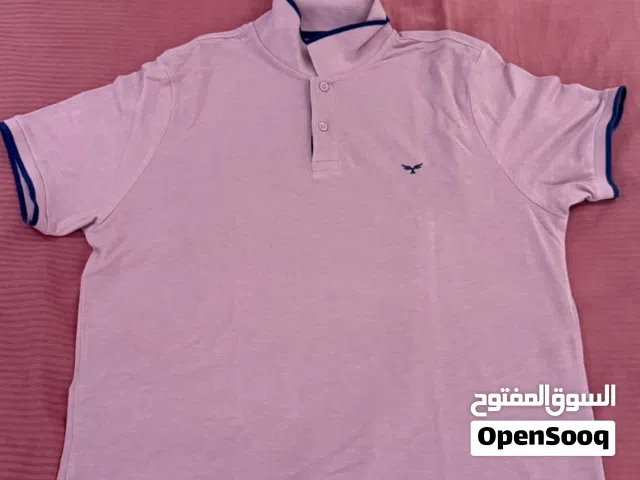 تيشيرت وردي مستعمل مقاس XL (ملابس)