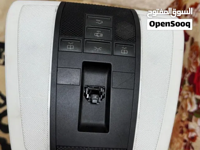 قطع غيار مرسيدس و نيسان مسجل ومظله شوف الصور واقراء التفاصيل