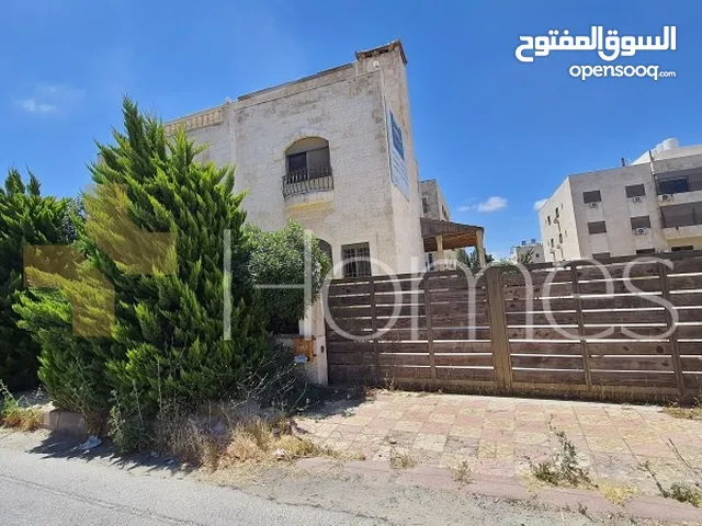 1310 m2 More than 6 bedrooms Villa for Sale in Amman Al Kursi
