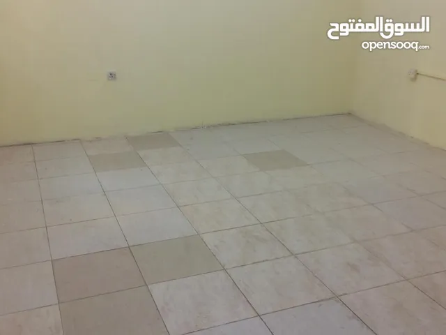 للايجار شقه 3 غرف في مدينه خليفه