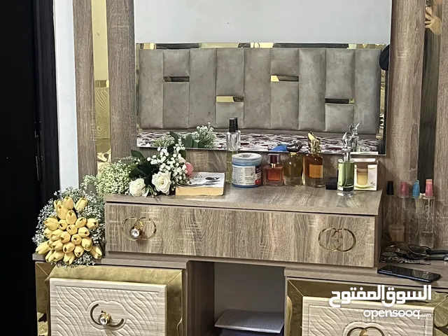 غرفة نوم عرسان