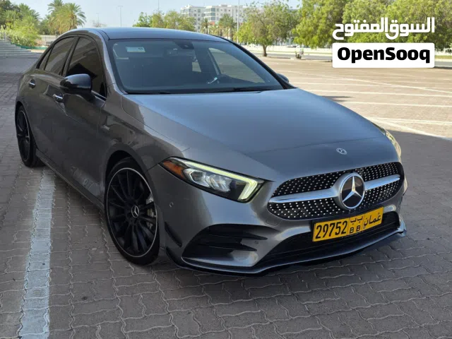 للبيع مرسيدس بنز A35 AMG بلاك اديشن