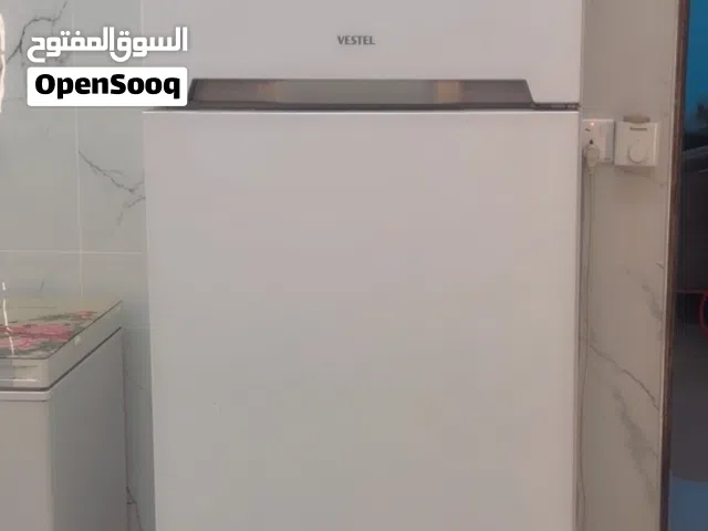 ثلاجه كبيره