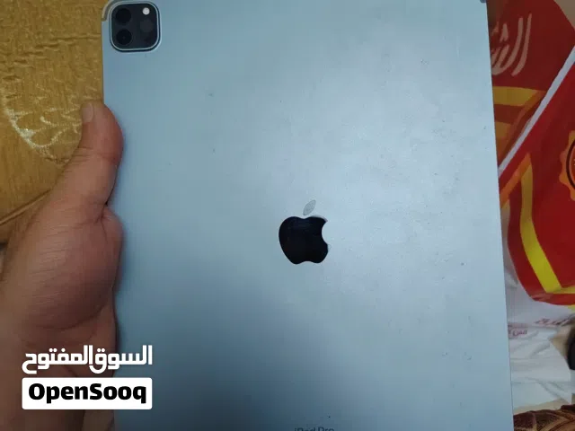 Apple iPad Pro 6 128 GB in Amman