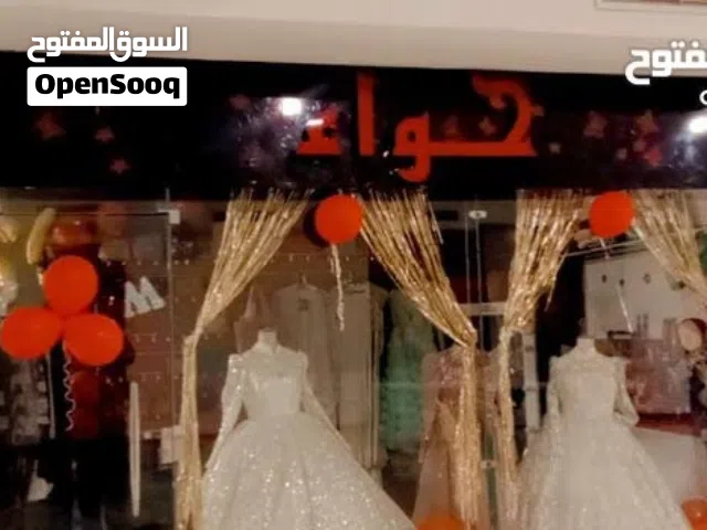 للإيجار محل موقعه مميز ناصية بمدخل البوابة الرئيسية بمول اسكاي بلازا كارفور الشروق