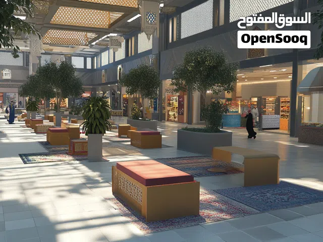 للإيجار محل تجاري مميز في قلب منطقة العقيلة / Prime retail shop for rent