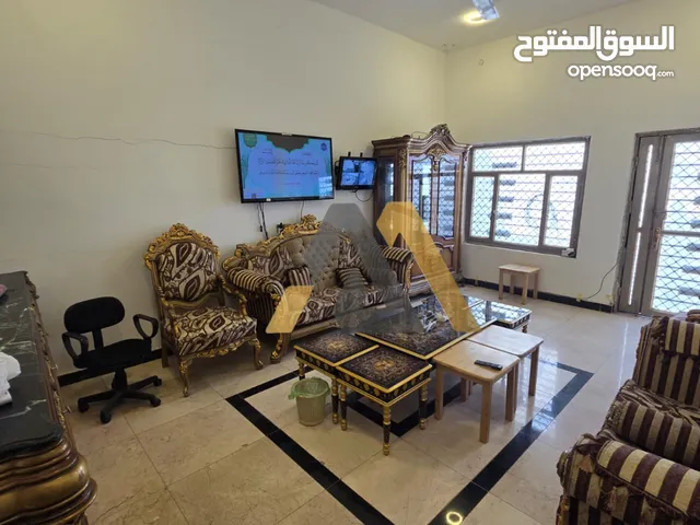 200 m2 3 Bedrooms Townhouse for Rent in Basra Other