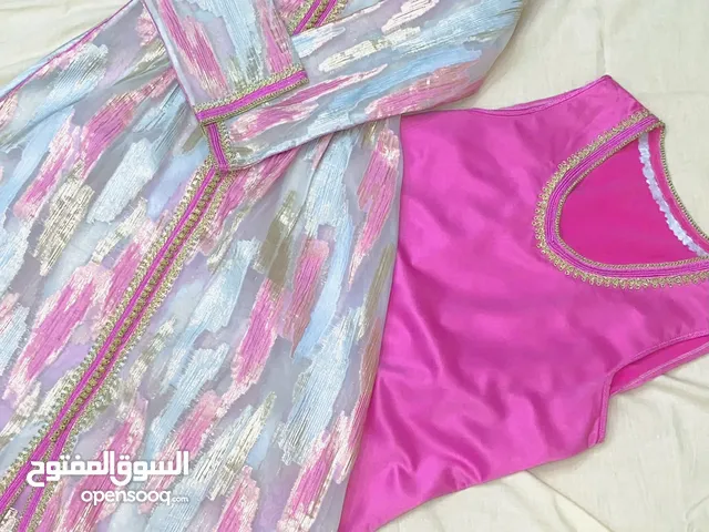 جلابة مغربية عصرية