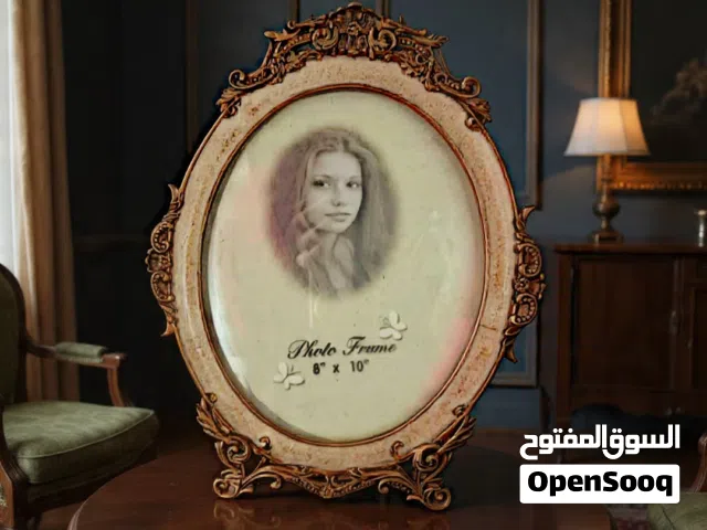 لعشاق الانتيكا برواز قديم جدا ب 5 فقط