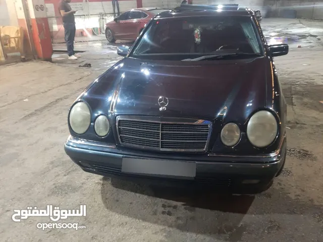 مرسيدس E 200 قرش ونص للبيع