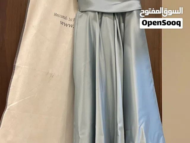 فسان سهرة من براند Doridocaللبيع  لحقو في كتير طلب علفستان