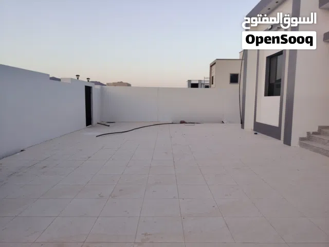 257 m2 4 Bedrooms Townhouse for Sale in Al Batinah Rustaq