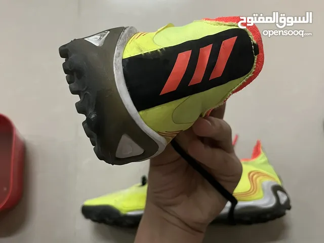 Adidas Sport Shoes in Al Ain