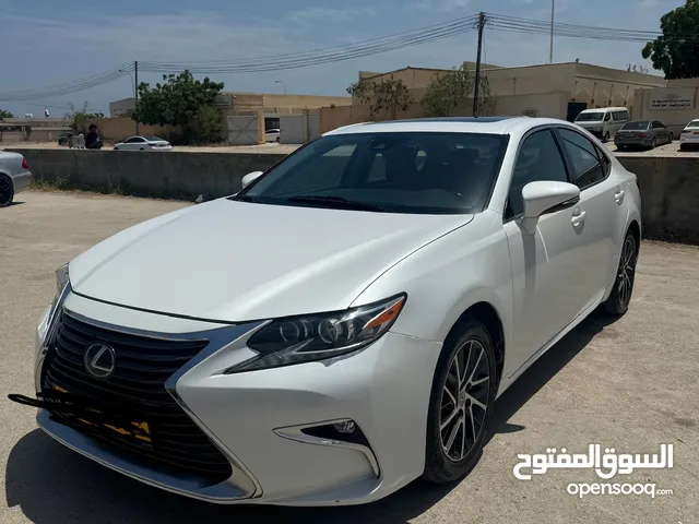 Lexus ES 2017 in Dhofar