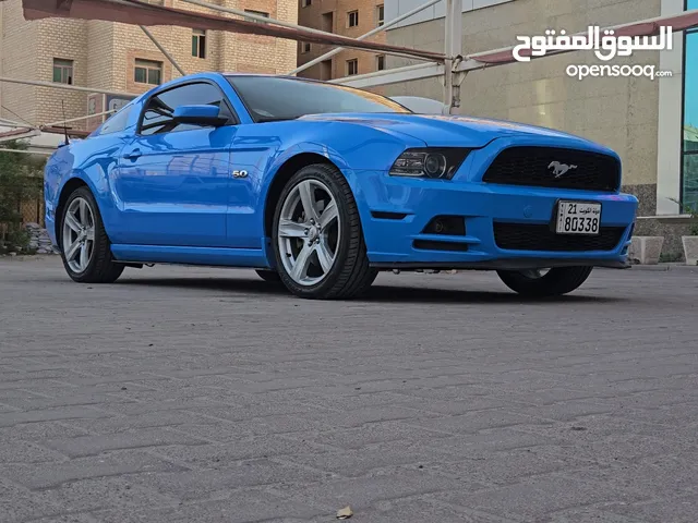 Ford Mustang Premium 2014 5.0