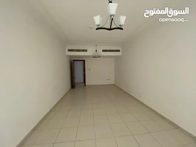 1460ft 2 Bedrooms Apartments for Rent in Sharjah Al Taawun
