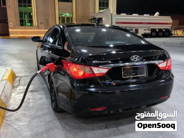 2013 هيونداي سوناتا SE