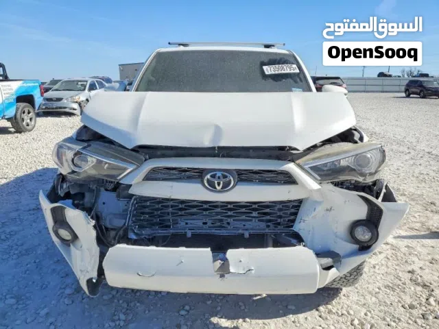 2018 تويوتا 4 رونر Standard