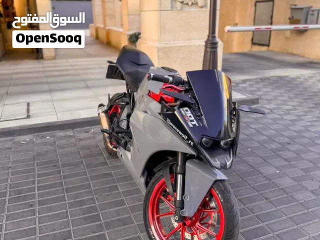 دراجة ktm rc 200 للبيع مرخصة ول ما بزبط فلت للاسف
