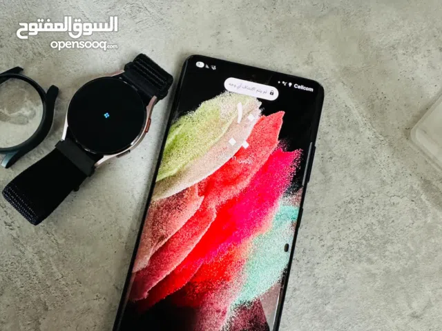 Samsung Galaxy S21 Ultra + Galaxy Watch 4
