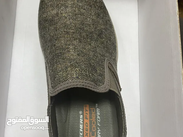حذاء شيكرز الاصلى الطبى جديد صنع فيتنام مقاس 41 ——100/100 عااااالى الجوده