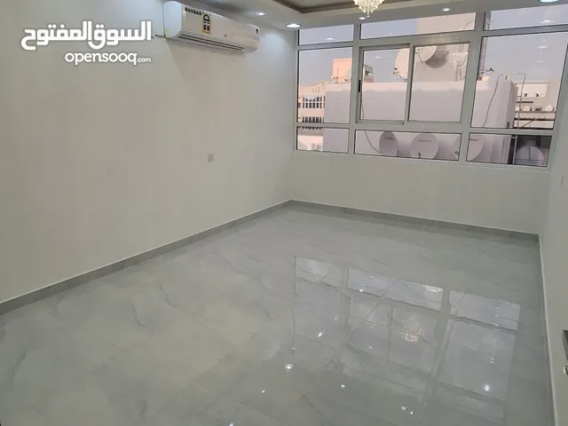 180 m2 4 Bedrooms Apartments for Sale in Central Governorate Isa Town