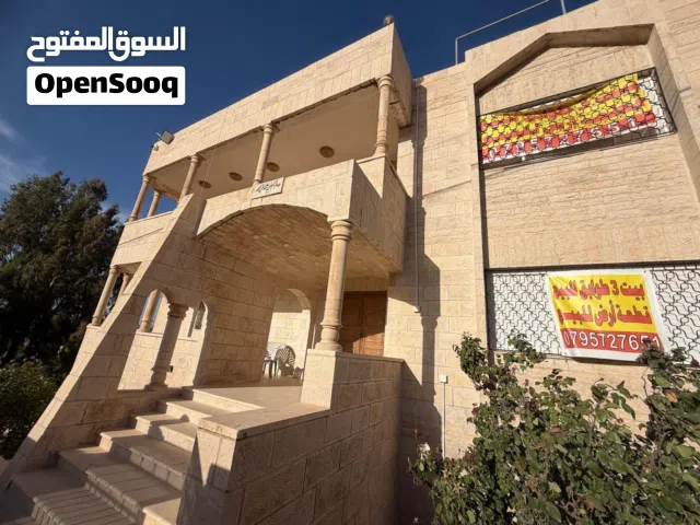 450 m2 More than 6 bedrooms Villa for Sale in Amman Naour