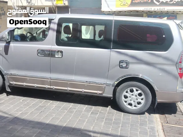 2016, هيونداي, H1, GL