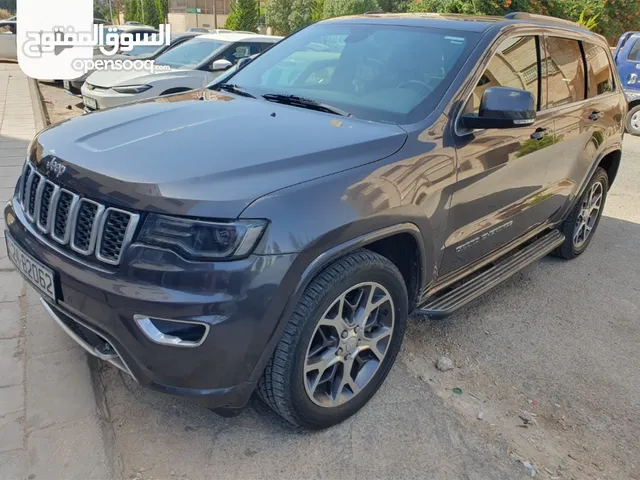 Used Jeep Grand Cherokee in Amman