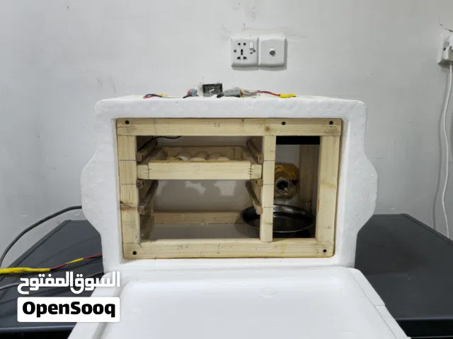 فقاسه دجاج للبيع اقره الوصف
