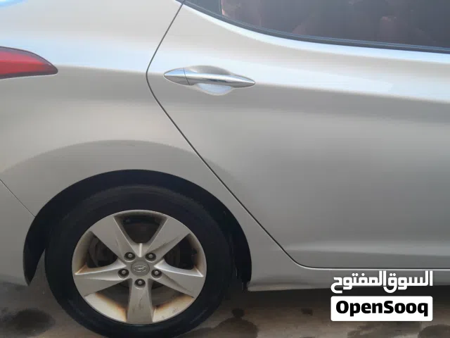 Used Hyundai Avante in Tripoli